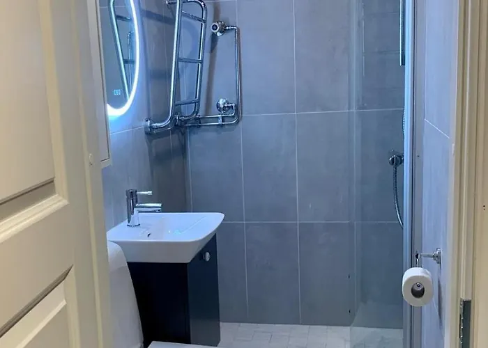 アパート Amazing Next To The Train Station *