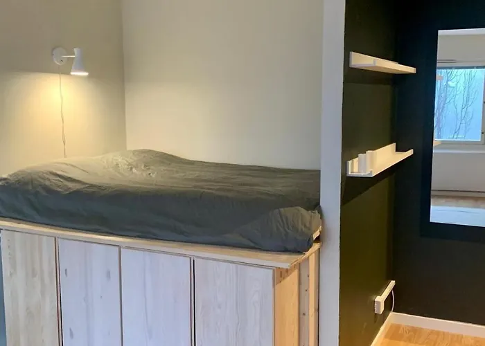 アパート Amazing Next To The Train Station